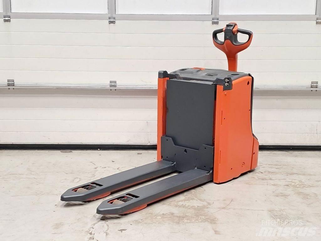 Linde T16L Porta palettes