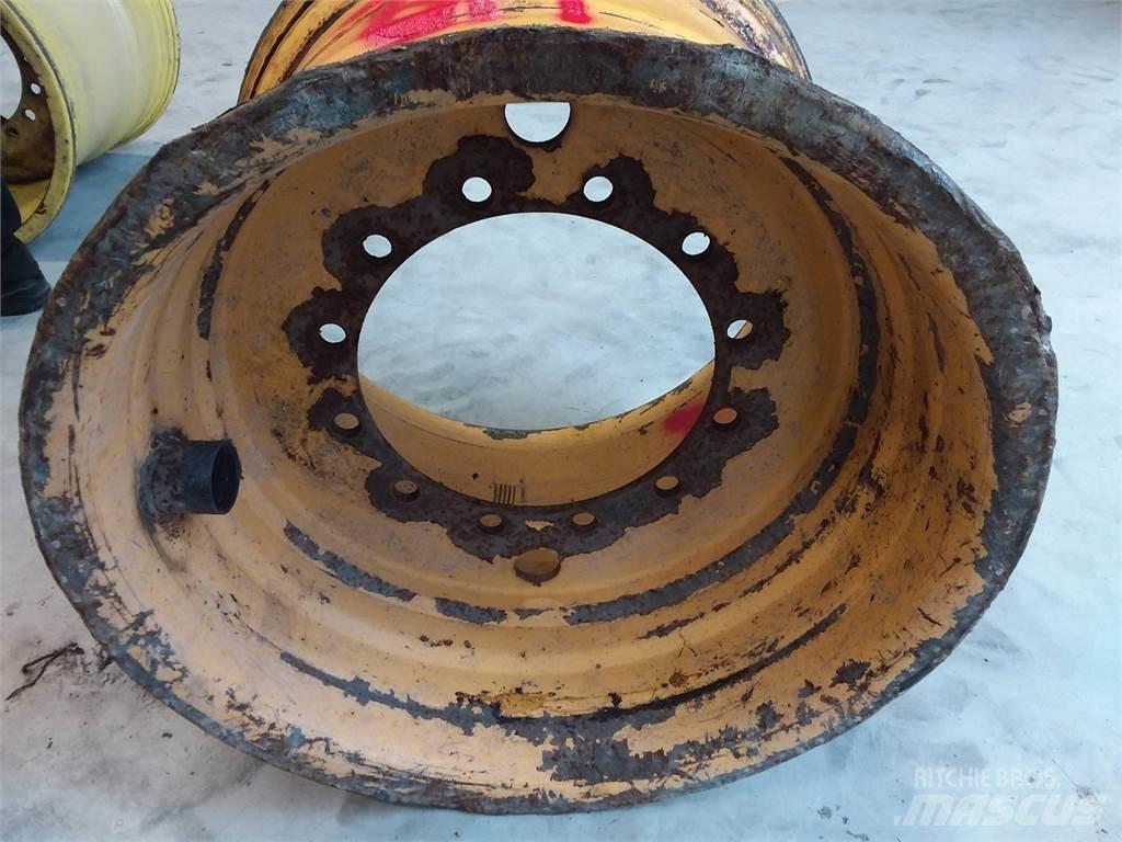 Rottne H20 24x30,5 Pneus