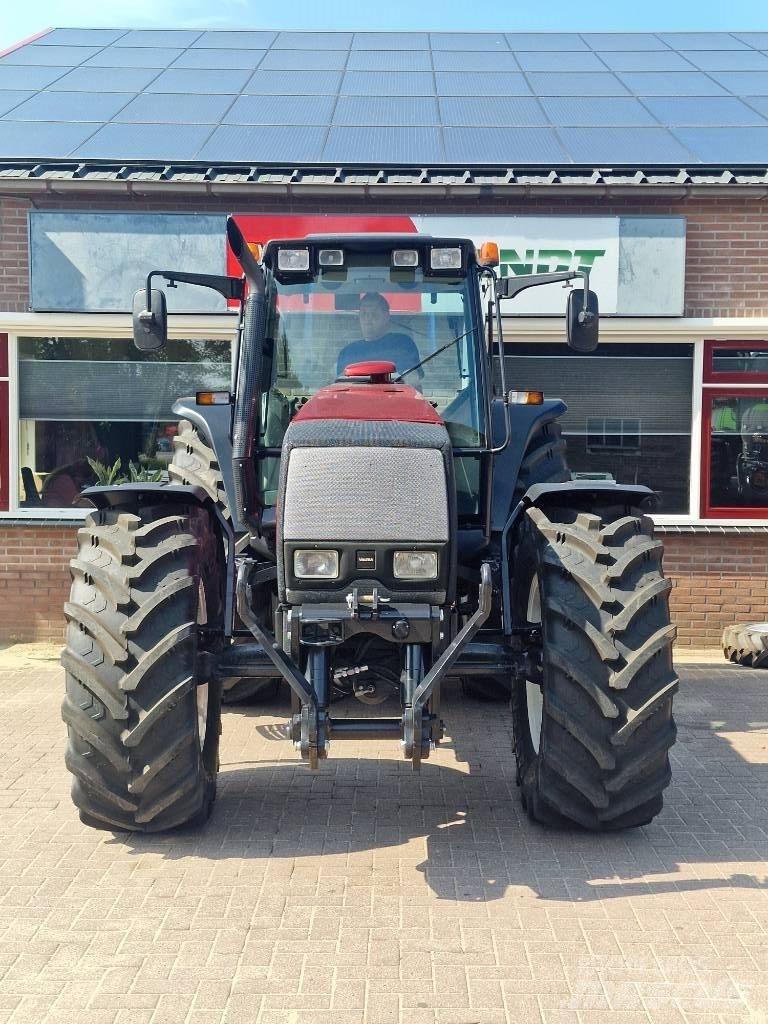 Valtra 8950 Tratores Agrícolas usados