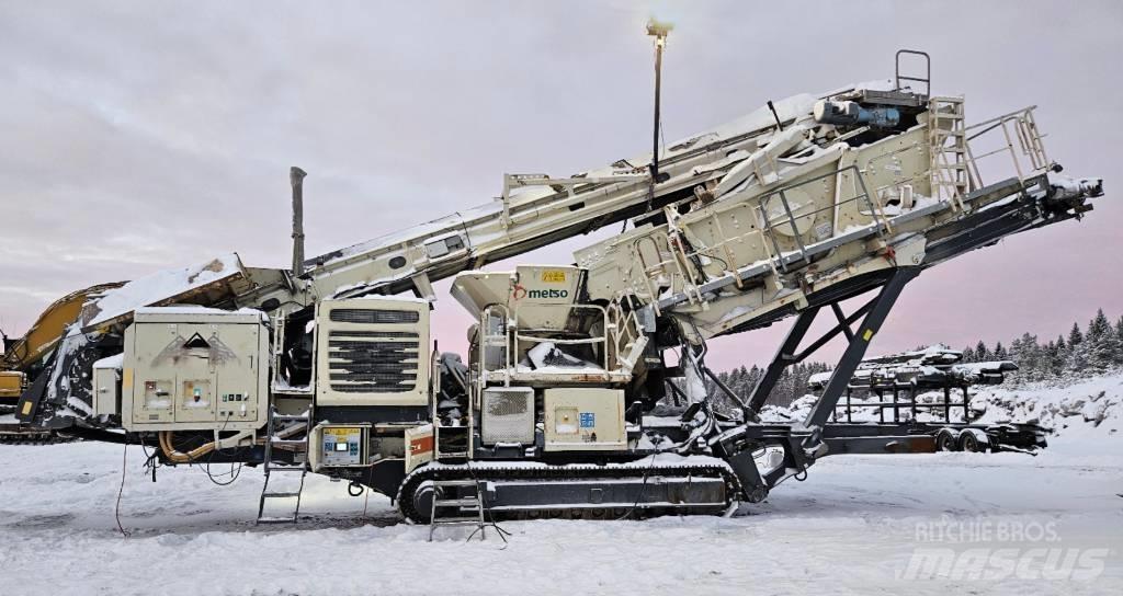 Metso LT 330 D Britadores móveis
