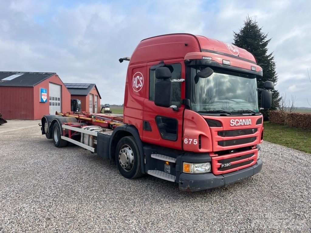 Scania P 320 Elevadores de gancho