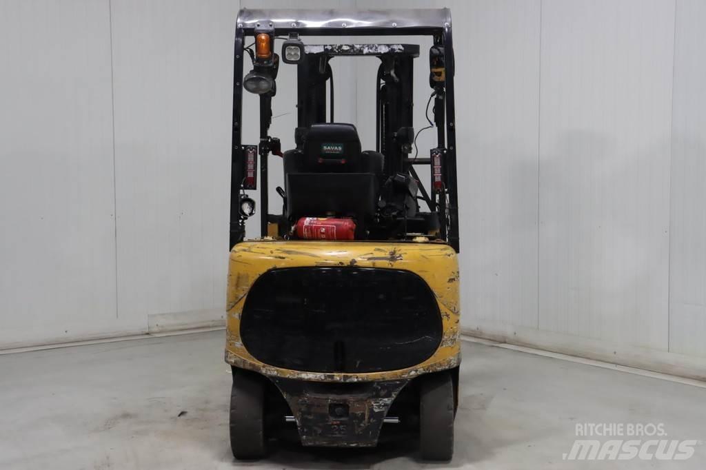 CAT EP25KPAC Empilhadores eléctricos