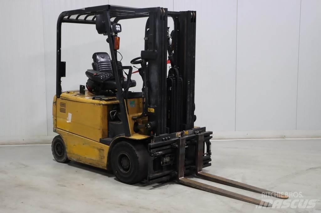 CAT EP25KPAC Empilhadores eléctricos