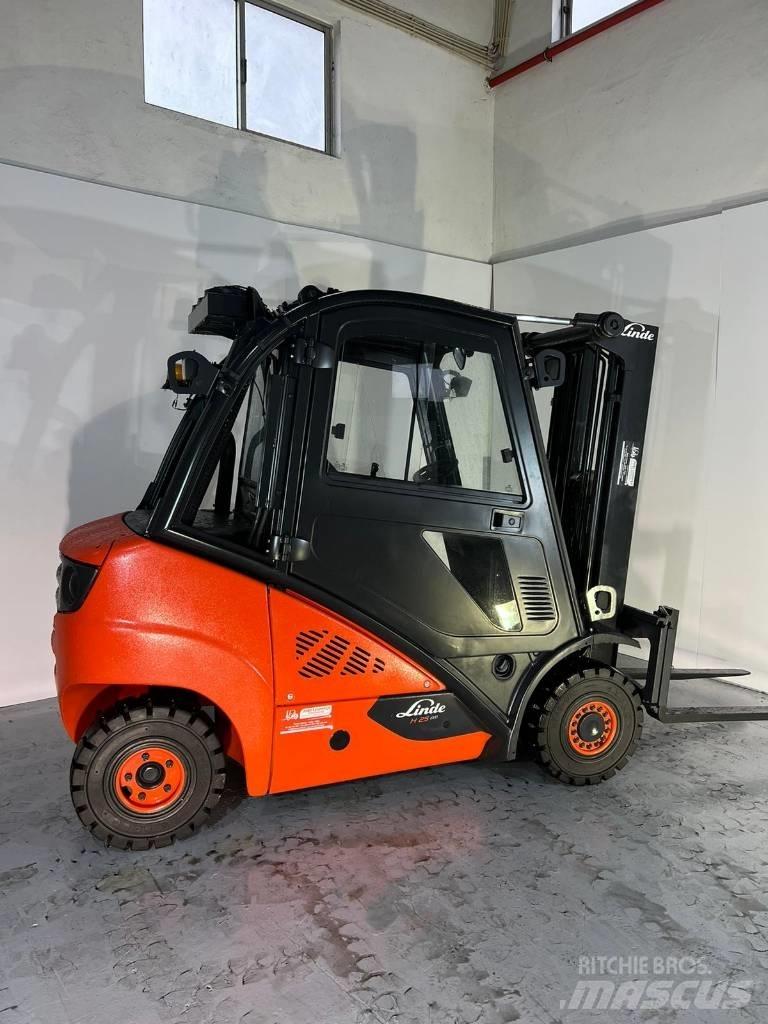 Linde H 25 D Empilhadores Diesel