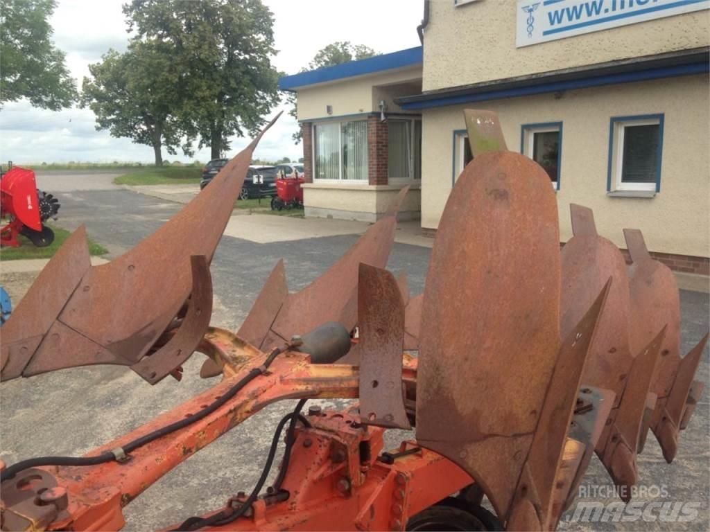 Kuhn SPF 6 NSH Charruas reversíveis