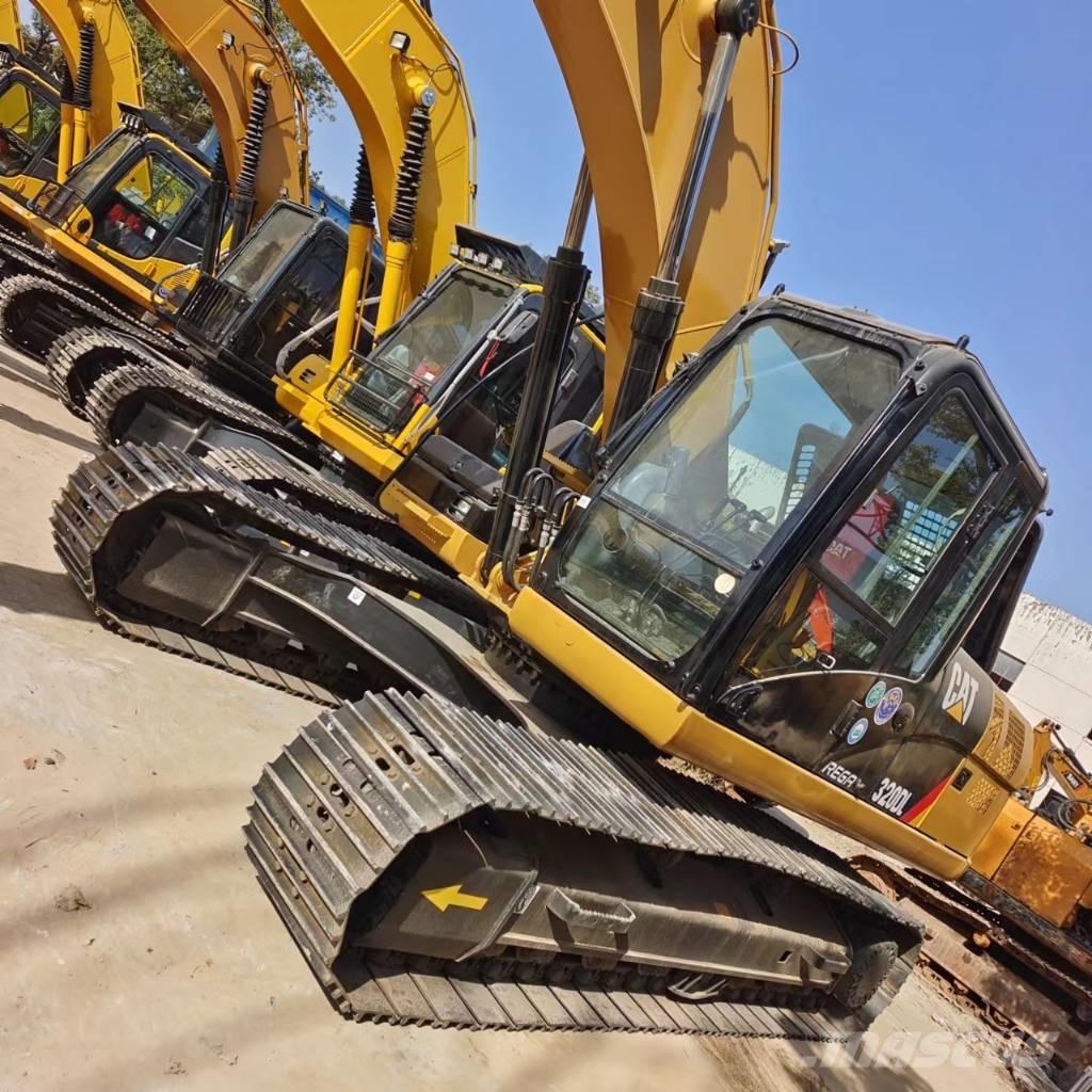 CAT 320 D L Escavadeiras de esteiras