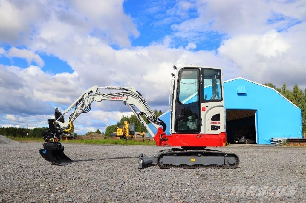 Takeuchi TB325R Miniescavadeiras