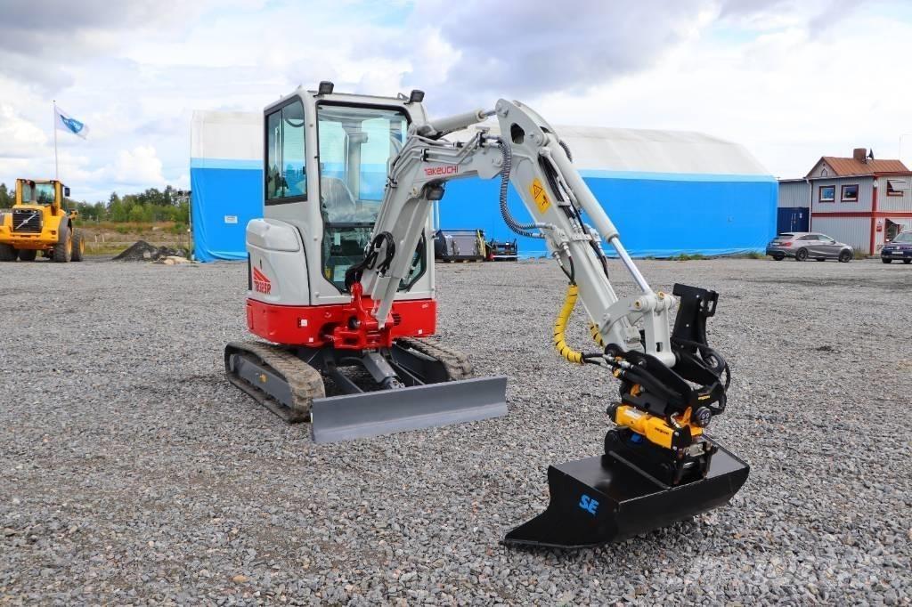 Takeuchi TB325R Miniescavadeiras