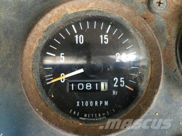  日本車輌  DH500-5 Gruas de rastos