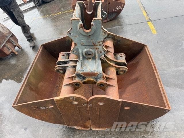 Liebherr 1000 mm Garras