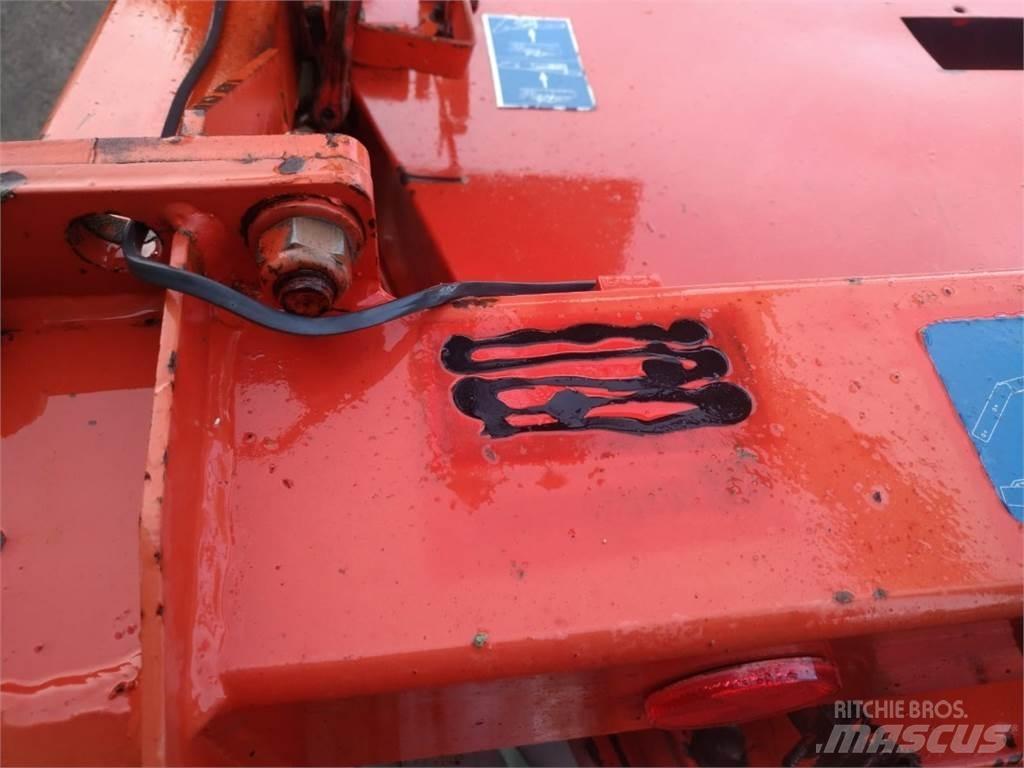 Kuhn GMD 802 F Gadanheiras-Condicionadoras