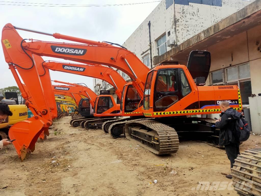 Doosan DH225LC-7 Escavadeiras de esteiras