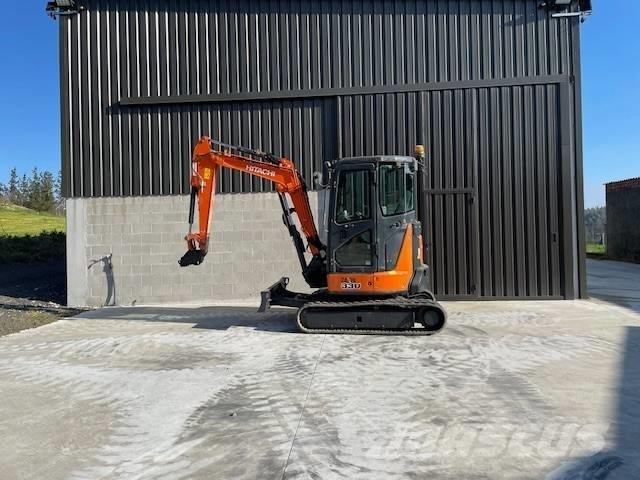 Hitachi u 33 Miniescavadeiras