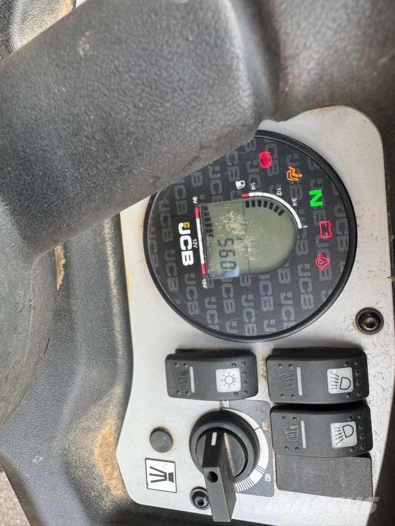 JCB CT 260-120 Compactadores para terra