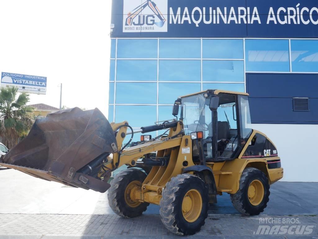 CAT 908 Carregadeiras de rodas