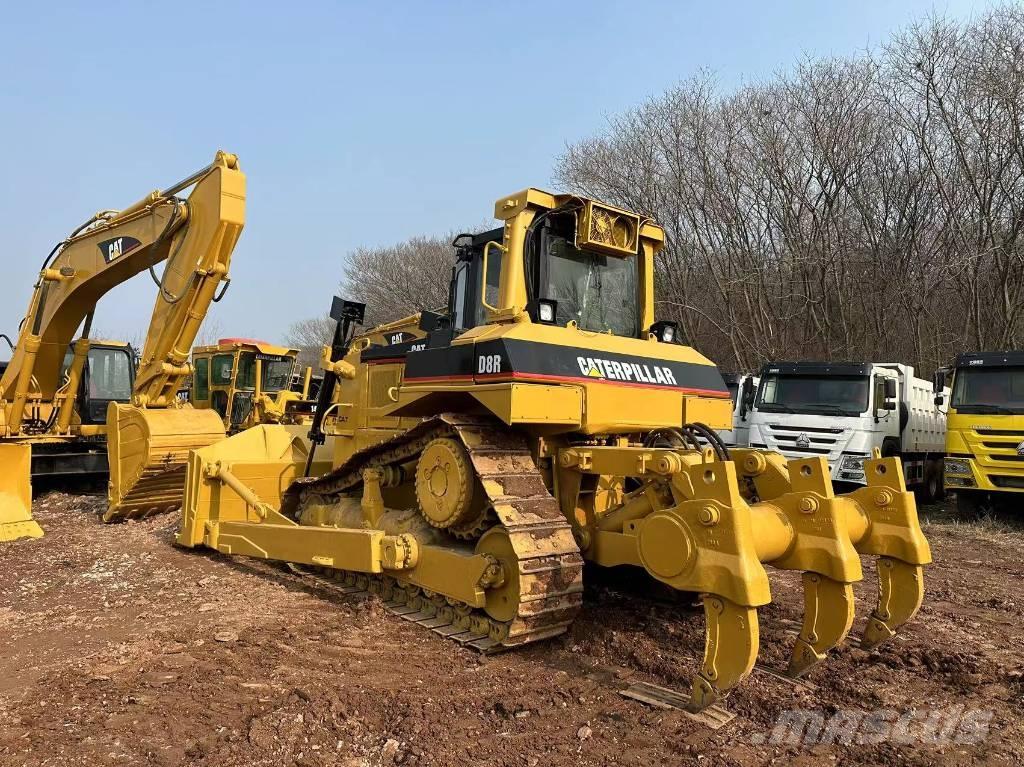 CAT D8R Dozers - Tratores rastos