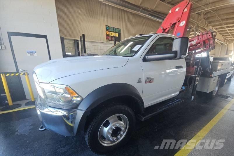 RAM 5500 SLT Gruas de rastos