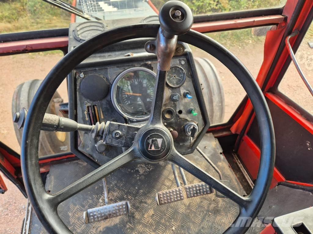 Valmet 805 Tratores Agrícolas usados