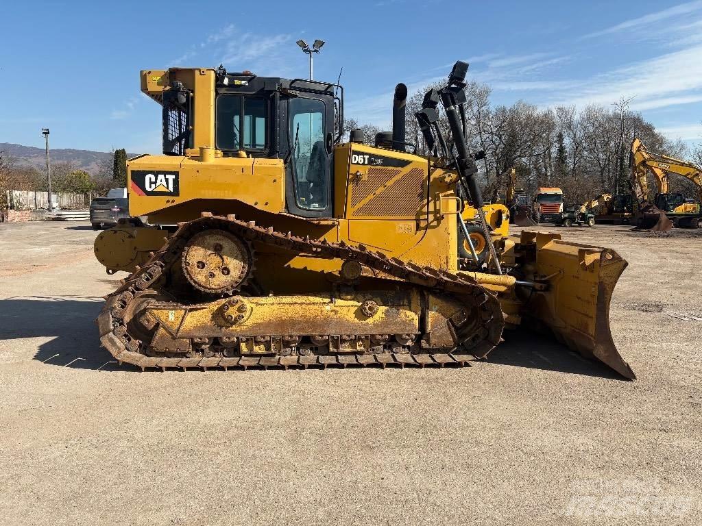 CAT D 6 T LGP VPAT Dozers - Tratores rastos