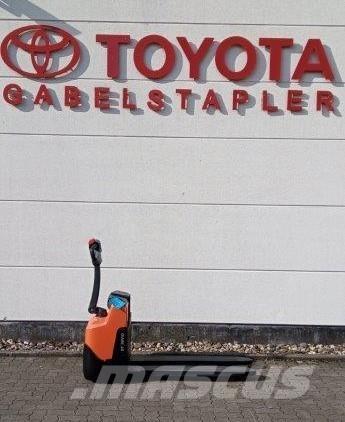 Toyota LWI 160 Empilhador para operador externo