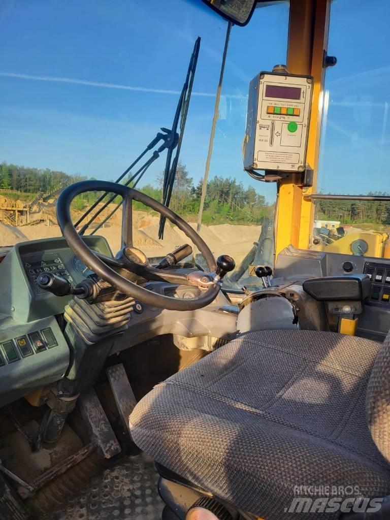 Volvo L180C Carregadeiras de rodas