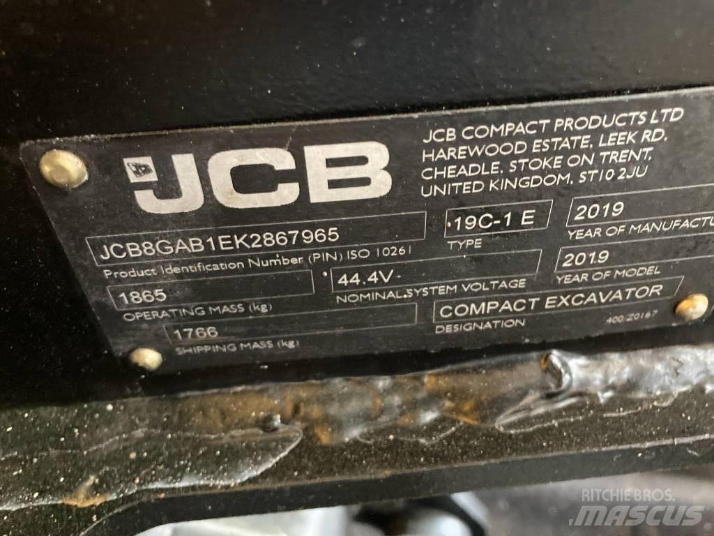 JCB 19 C-IE Miniescavadeiras