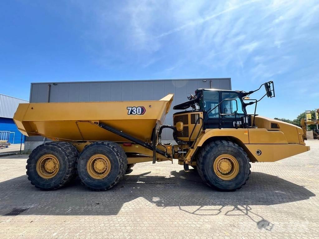CAT 730 Camiőes basculantes rígidos