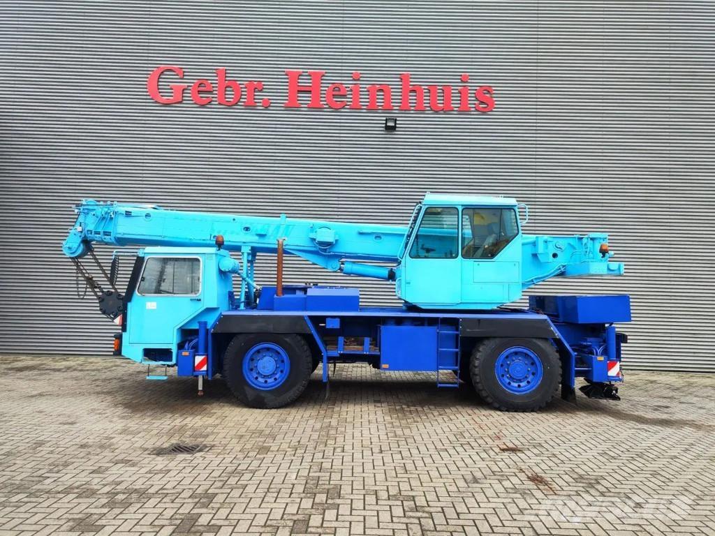 Liebherr LTM 1025 Gruas Todo terreno