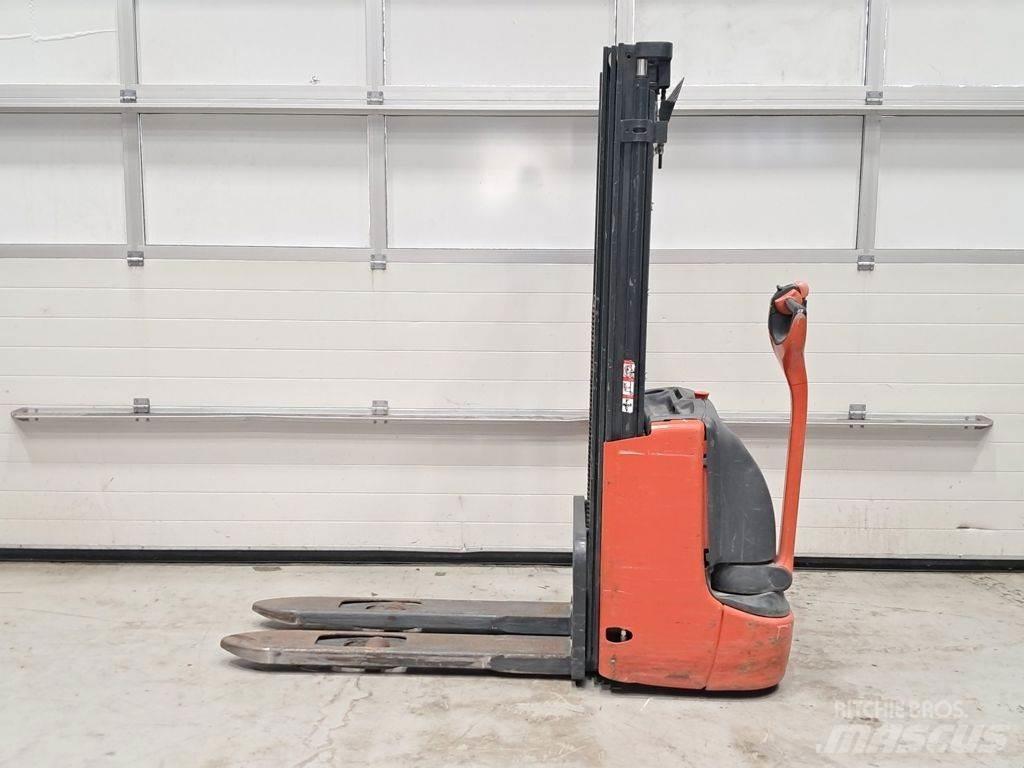 Linde L10 Empilhador para operador externo