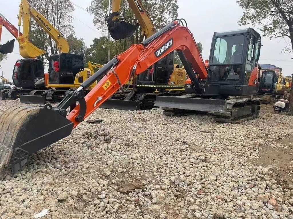 Doosan DX60 Miniescavadeiras