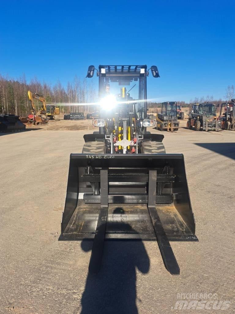 JCB 403 Carregadora multifunções