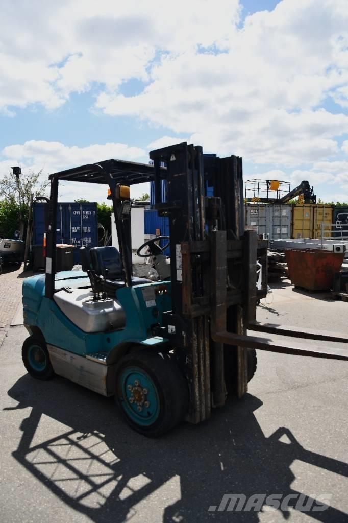 Feeler FD30CTJ Empilhadores de montagem em camião