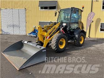Komatsu WA80M-8 Carregadeiras de rodas