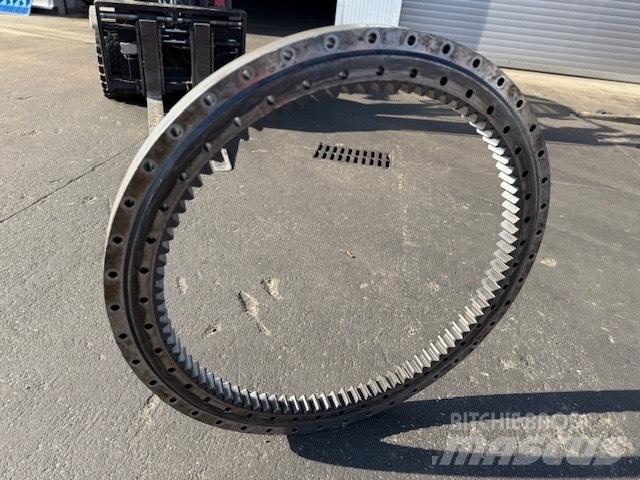 Volvo EW 140 BEARING Transmissăo