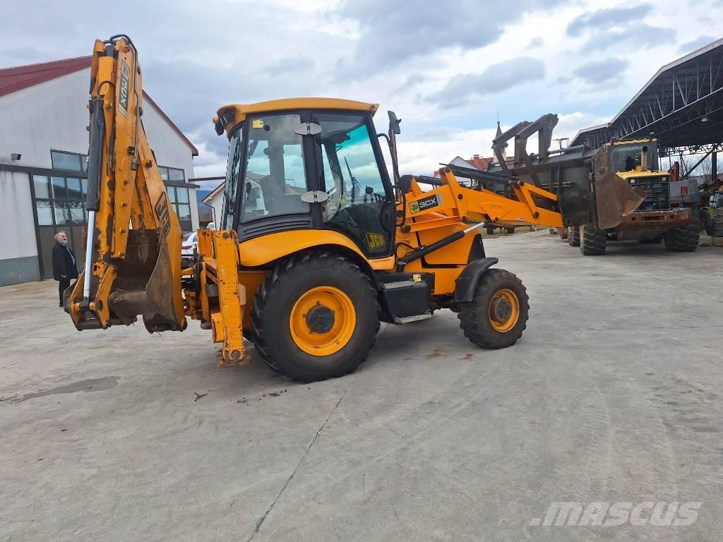 JCB 3CX Retroescavadeiras