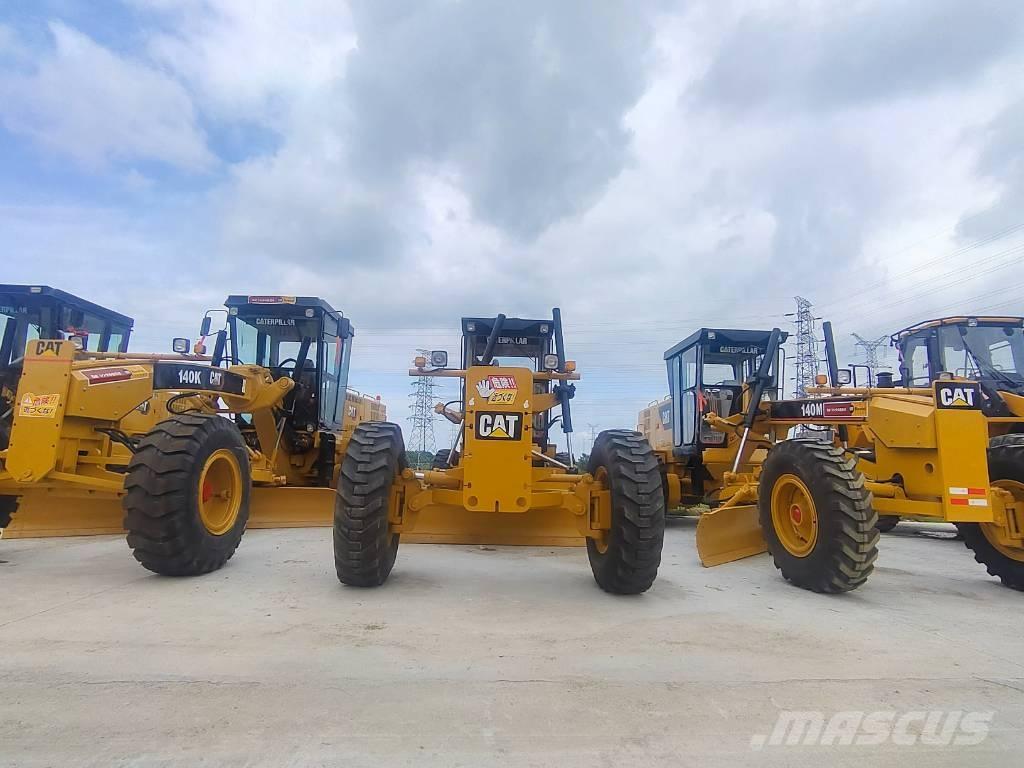 CAT 140H Motoniveladoras