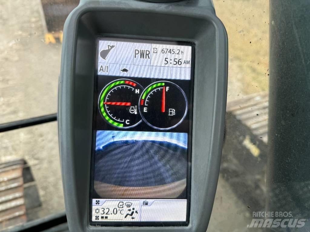 DEERE 210G LC Escavadeiras de esteiras