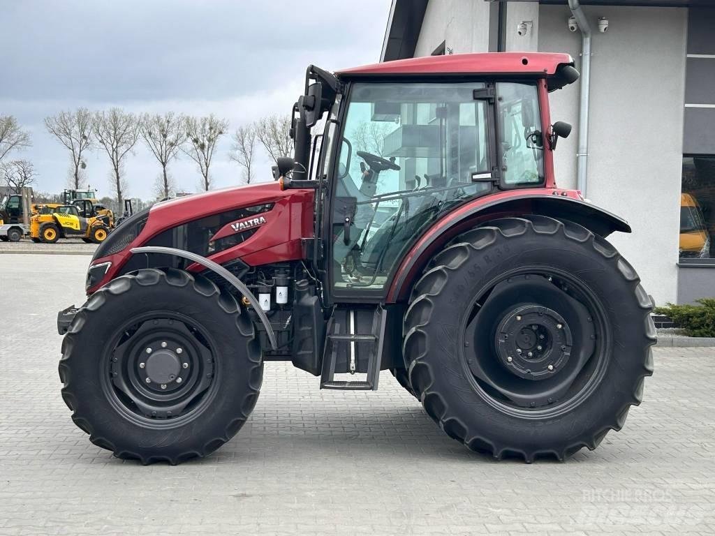Valtra A 104 Tratores Agrícolas usados