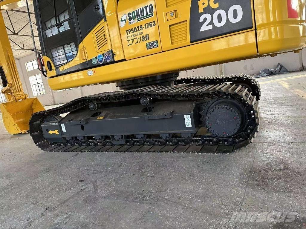 Komatsu PC 200-8 Escavadeiras de esteiras