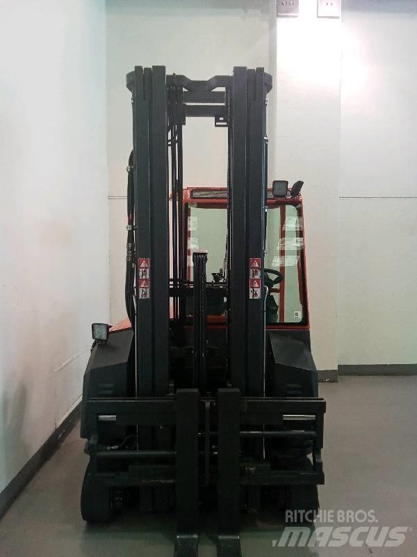 Combilift C 3000CBE Empilhadores eléctricos