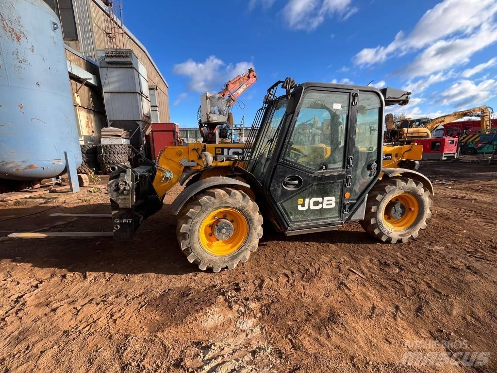 JCB 525-60 Agri plus Manipulador telescópico