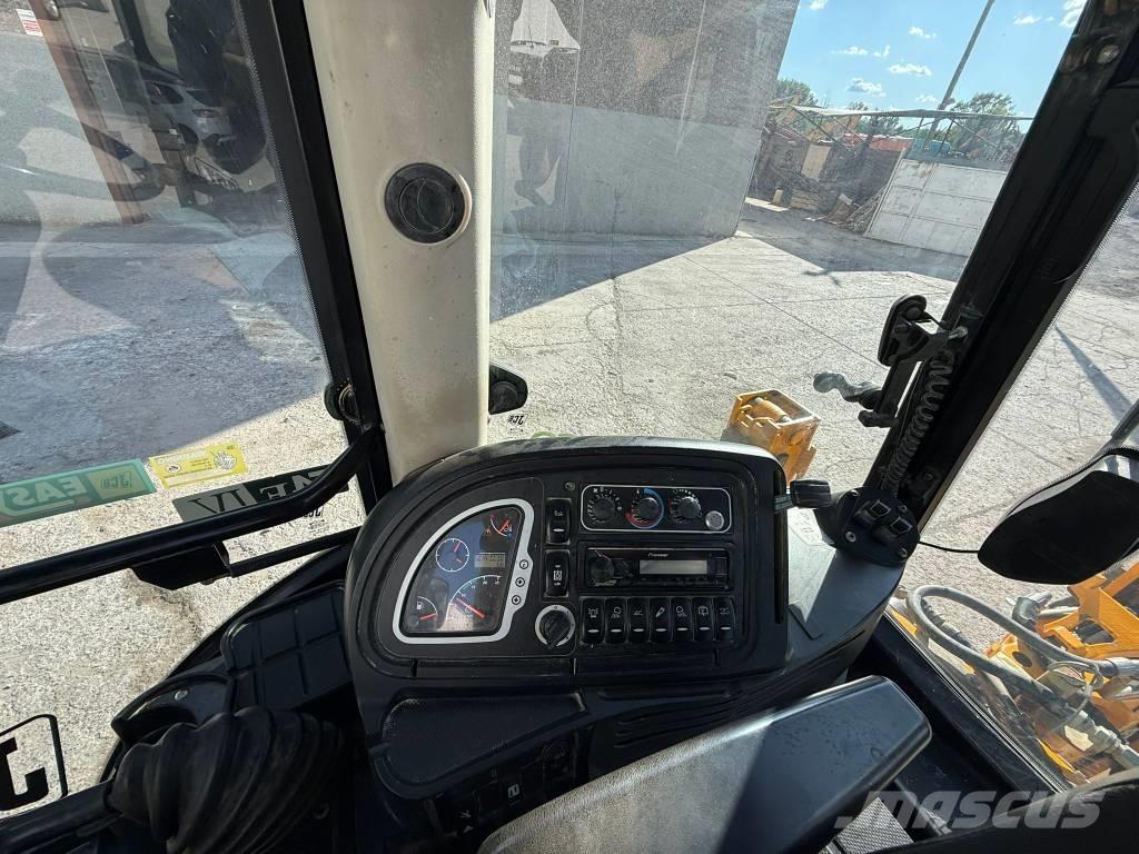 JCB 3 CX Retroescavadeiras