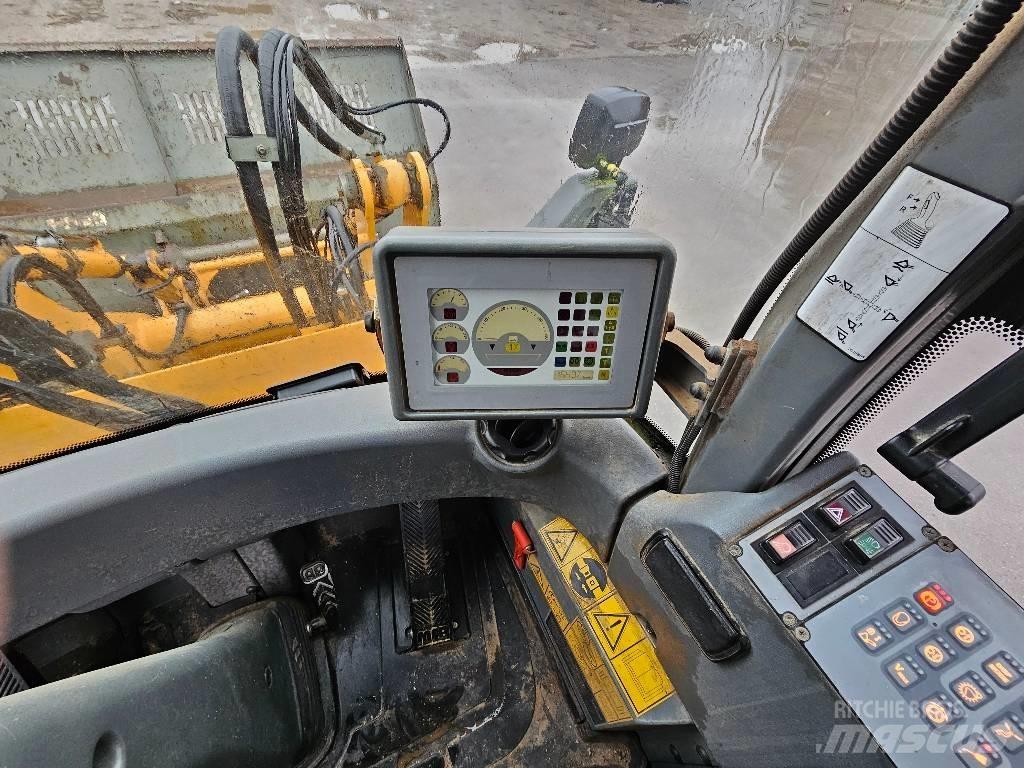 Liebherr L 524 Carregadeiras de rodas
