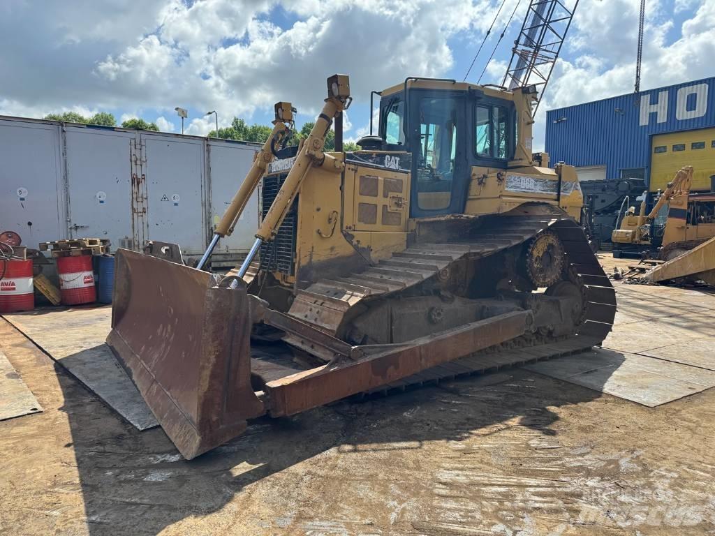 CAT D 6 R LGP Dozers - Tratores rastos