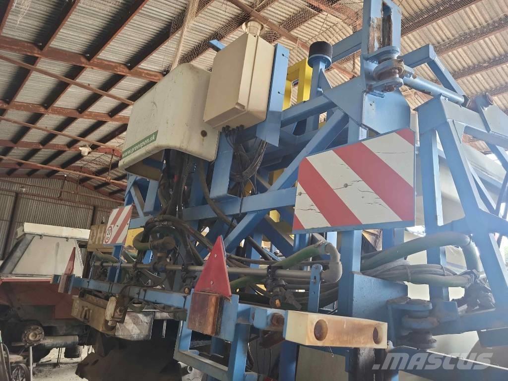 Agrio Mamut 4200 Pulverizadores rebocados