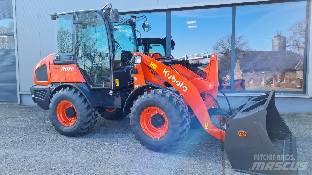 Kubota R 070 Carregadeiras de rodas