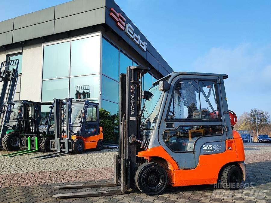 Toyota 42-7FGF18 Empilhadores a gás