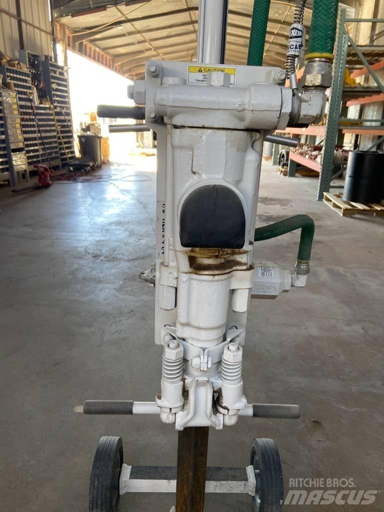  Minnich Hornet Acessórios de betonagem