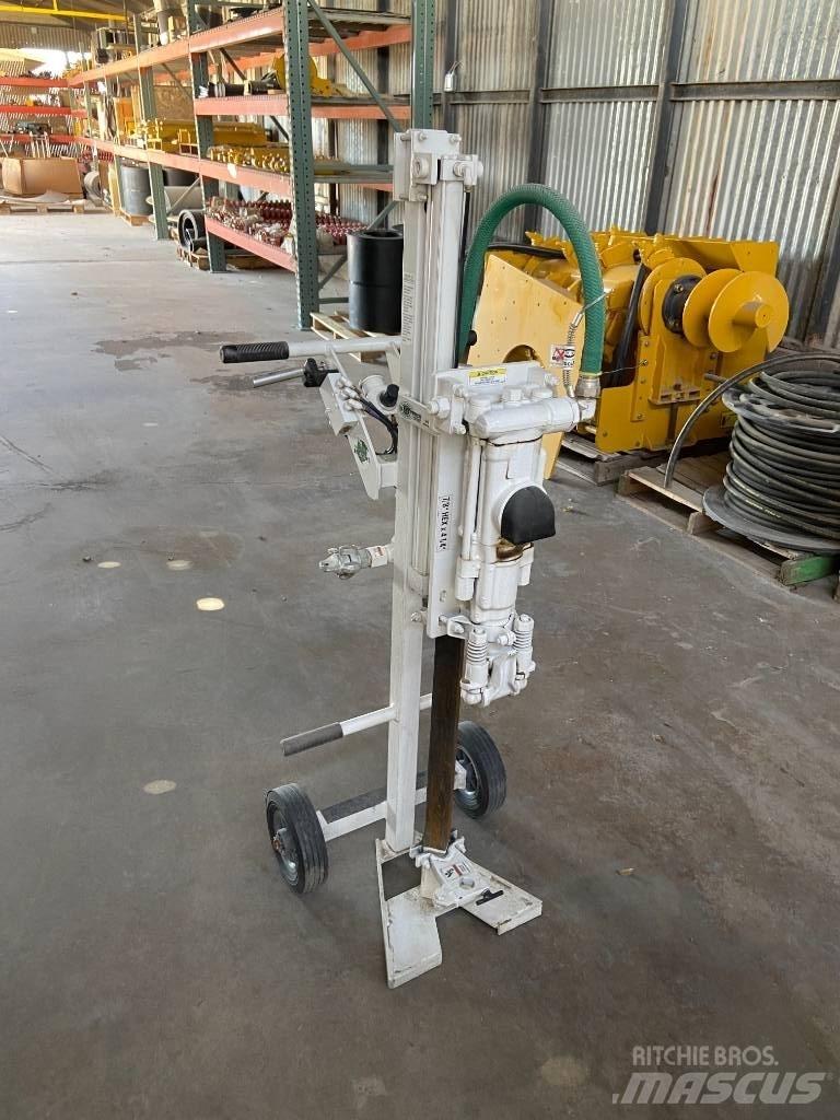  Minnich Hornet Acessórios de betonagem