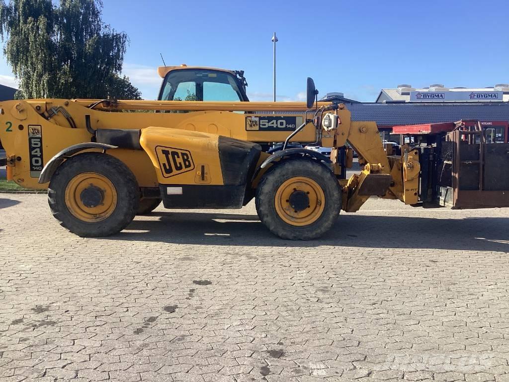JCB 540-140 Manipulador telescópico